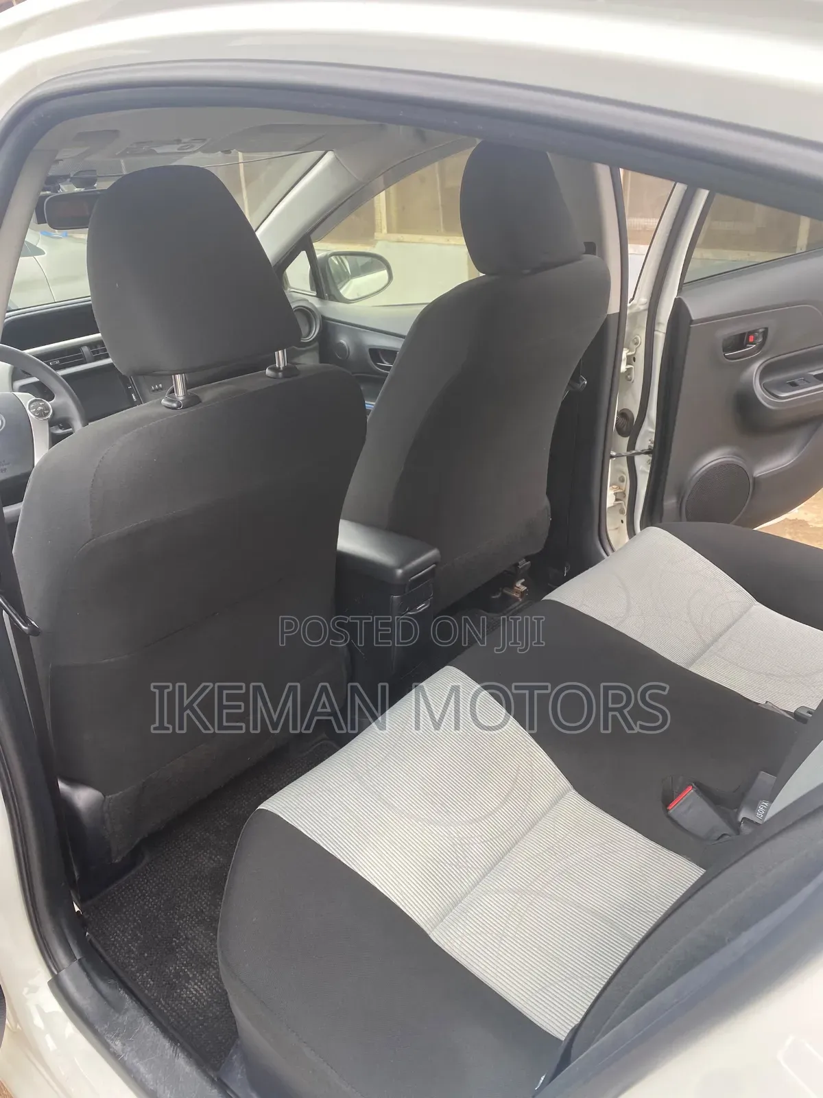 Toyota Aqua 2015 White