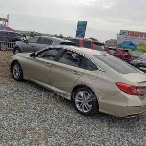 Honda Accord 2019 Gold