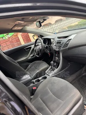 Hyundai Elantra SE 4dr Sedan (1.8L 4cyl 6A) 2015 Black