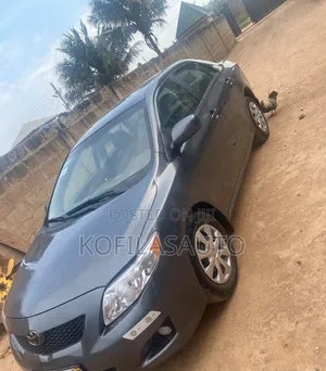 Toyota Corolla 2010 Gray