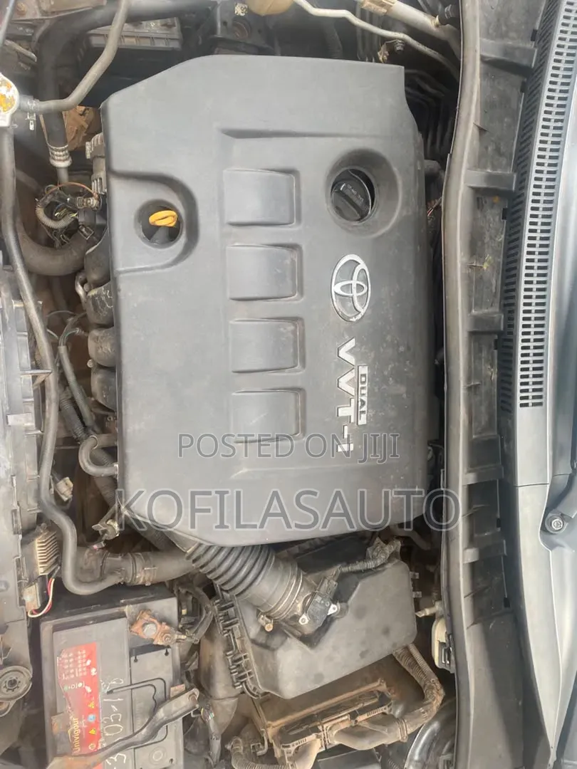 Toyota Corolla 2010 Gray