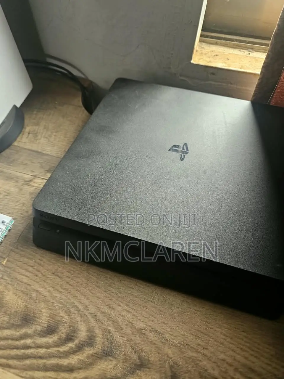 PS4 Playstation 4 Jailbreak Console, 2 Controllers, 10 Games