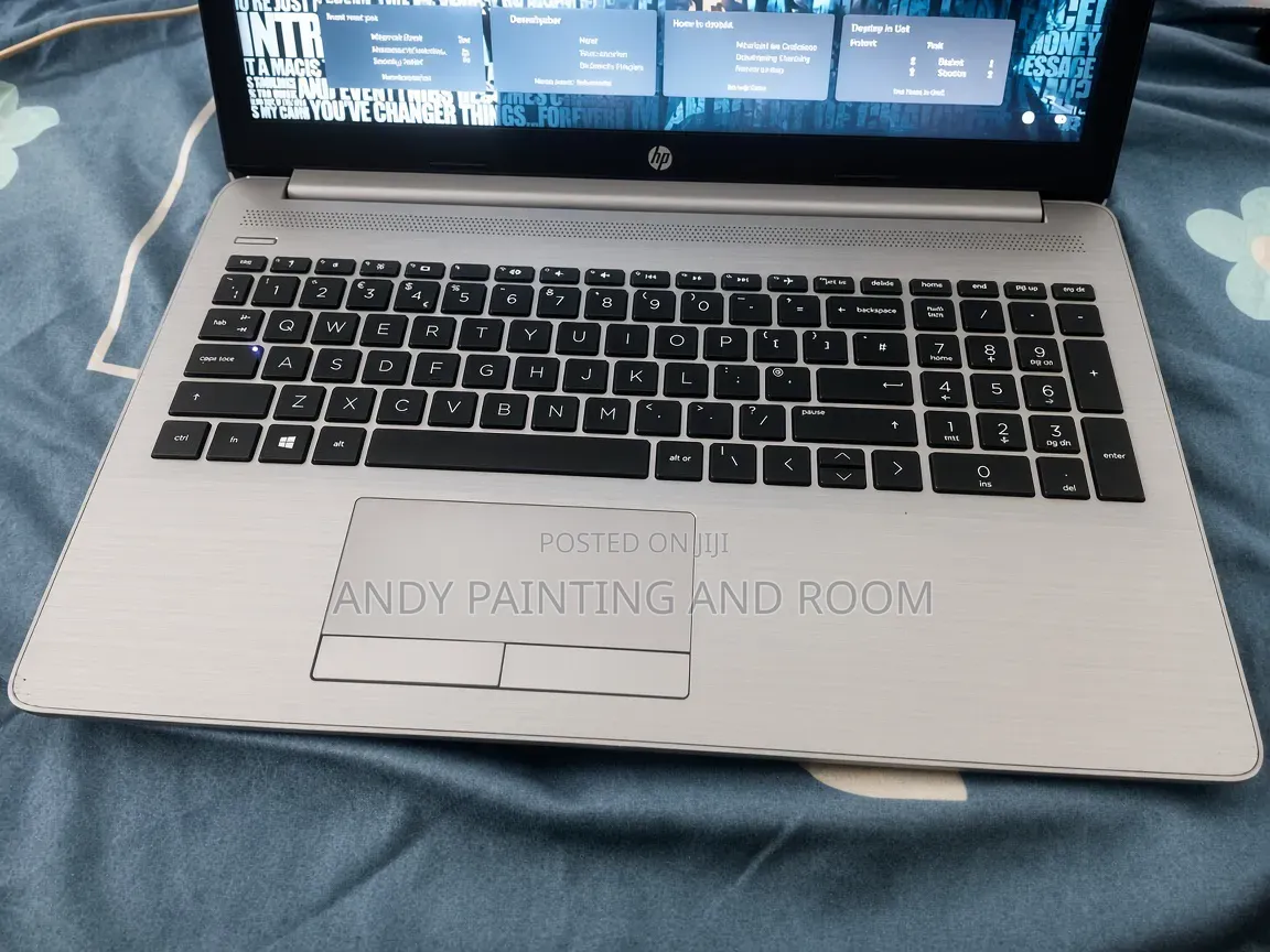 Laptop HP 15 12GB AMD Ryzen 5 SSD 256GB