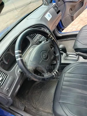 Hyundai Elantra 2003 Blue