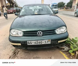 Volkswagen Golf 2010 Green