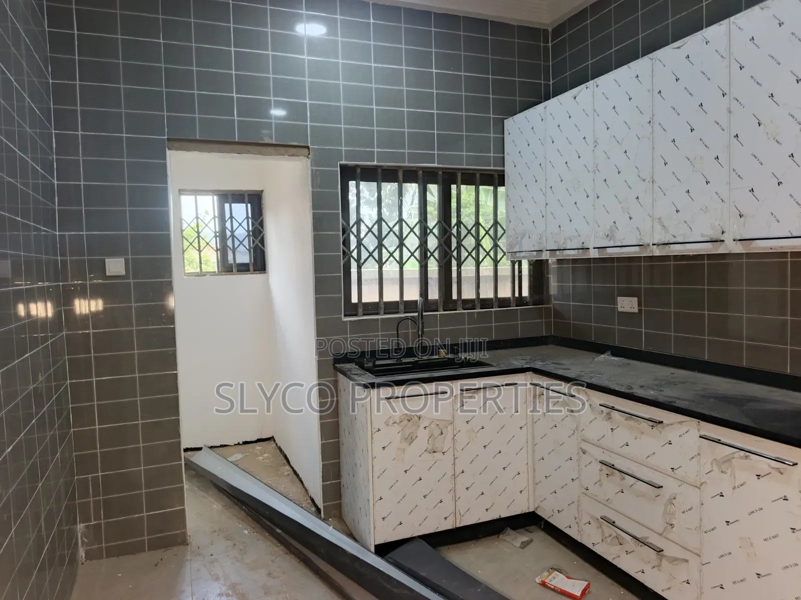 2bdrm Apartment in Koforidua Pipeline, New-Juaben Municipal for rent