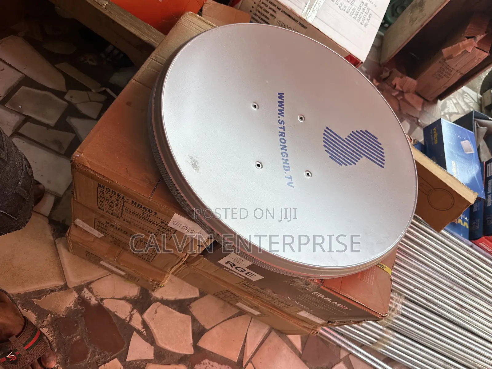 Strong 60cm Satellite Dish