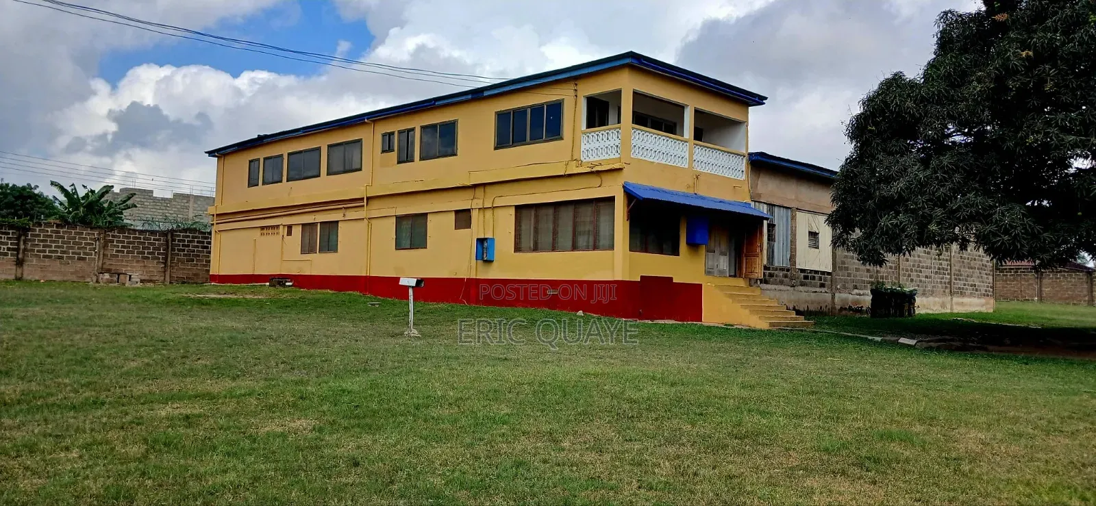 Commercial Property on 14 Plots of Land for Sale