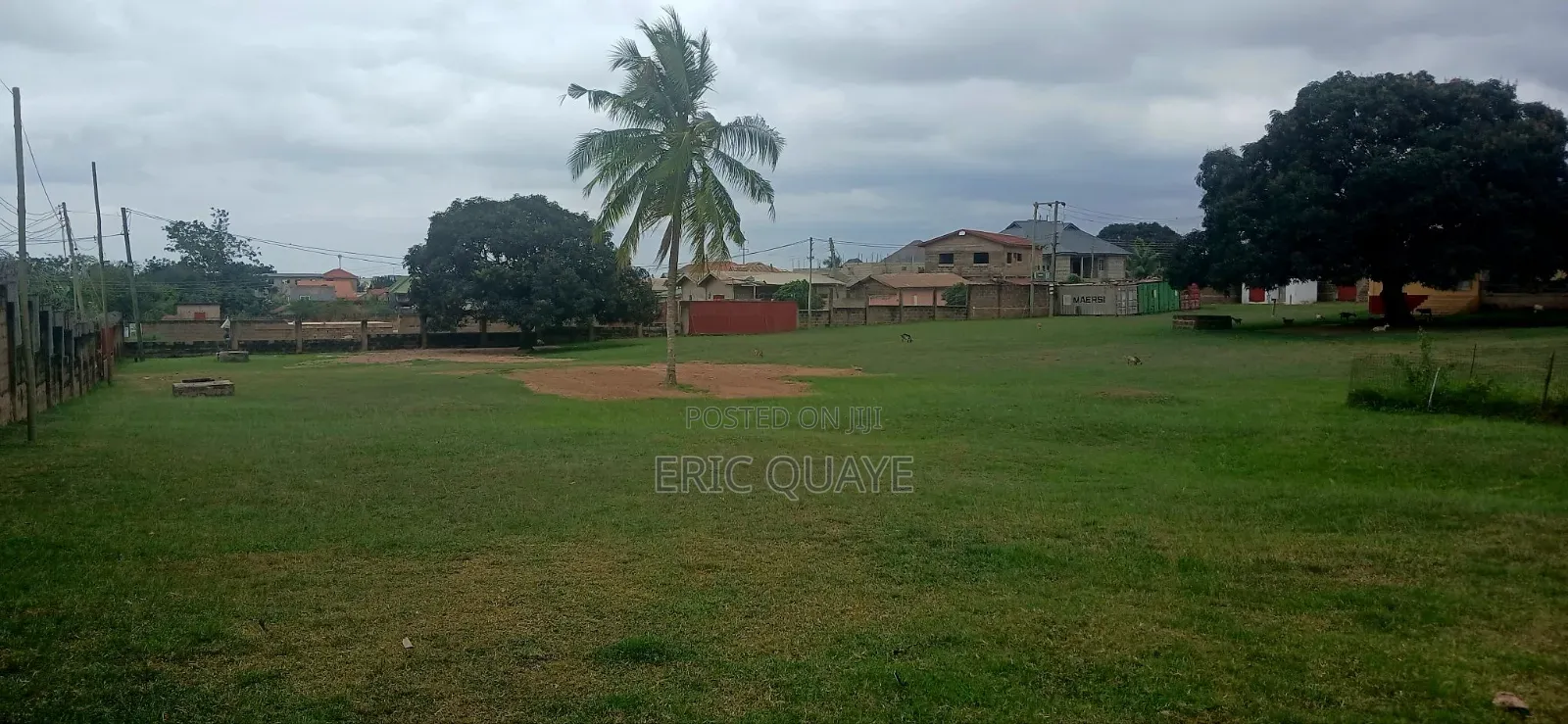 Commercial Property on 14 Plots of Land for Sale
