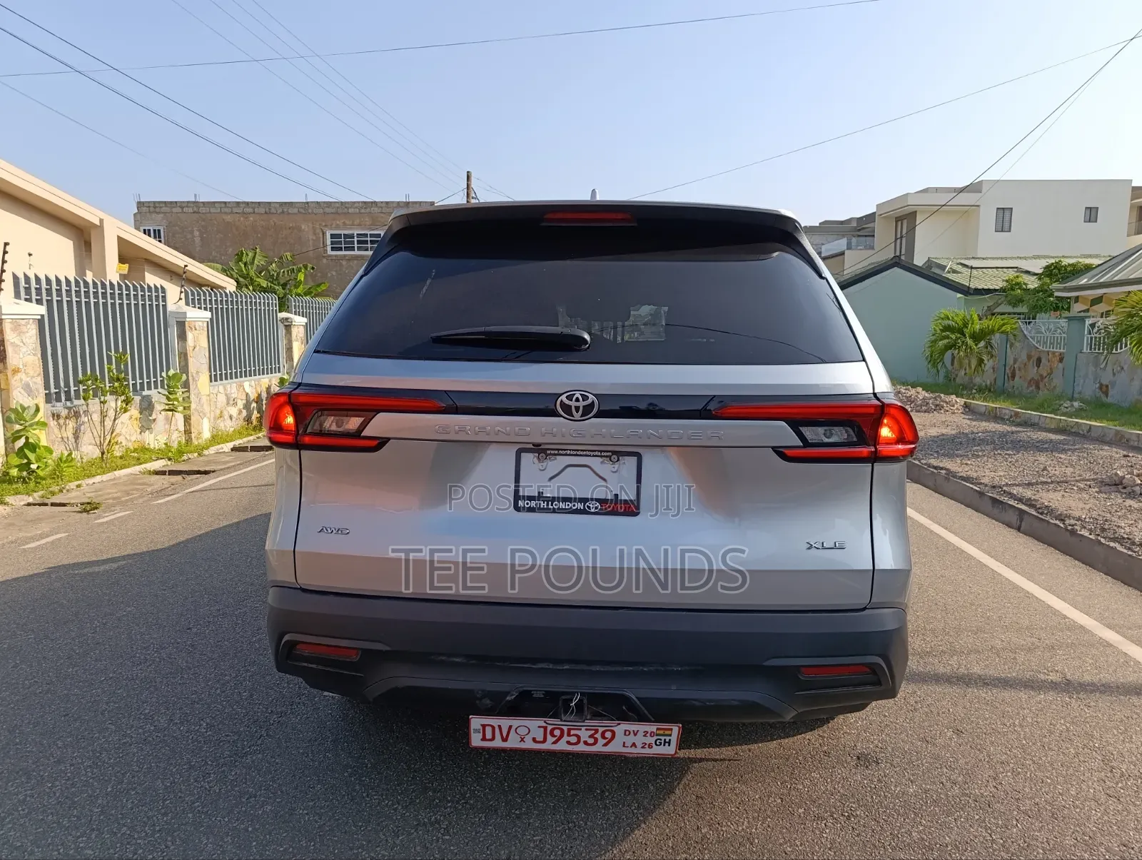 Toyota Highlander XLE AWD 2024 Silver