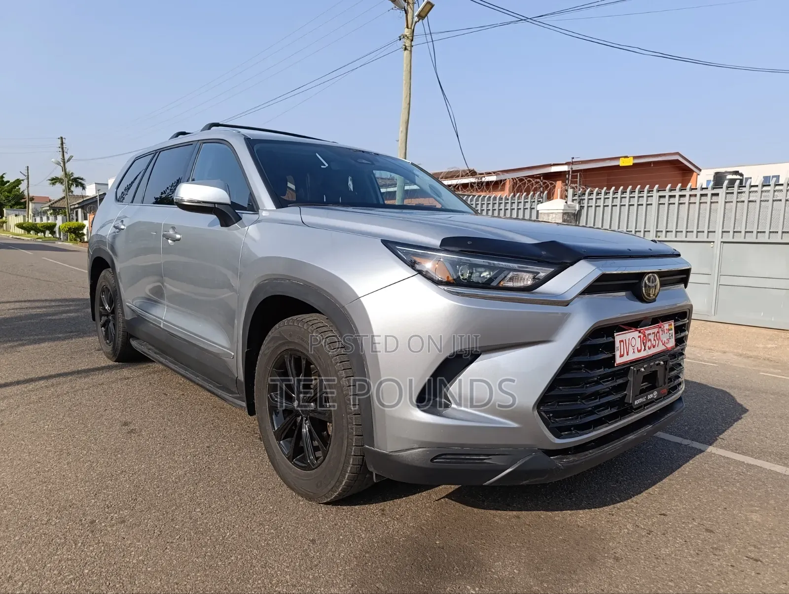 Toyota Highlander XLE AWD 2024 Silver