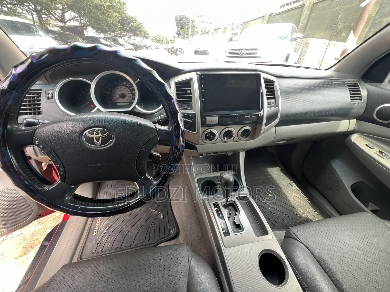 Toyota Tacoma Double Cab V6 Automatic 2011 Red