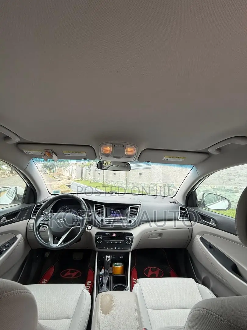 Hyundai Tucson 2017 White