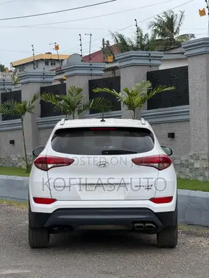 Hyundai Tucson 2017 White