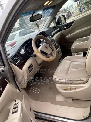 Nissan Quest SL 2011 Beige