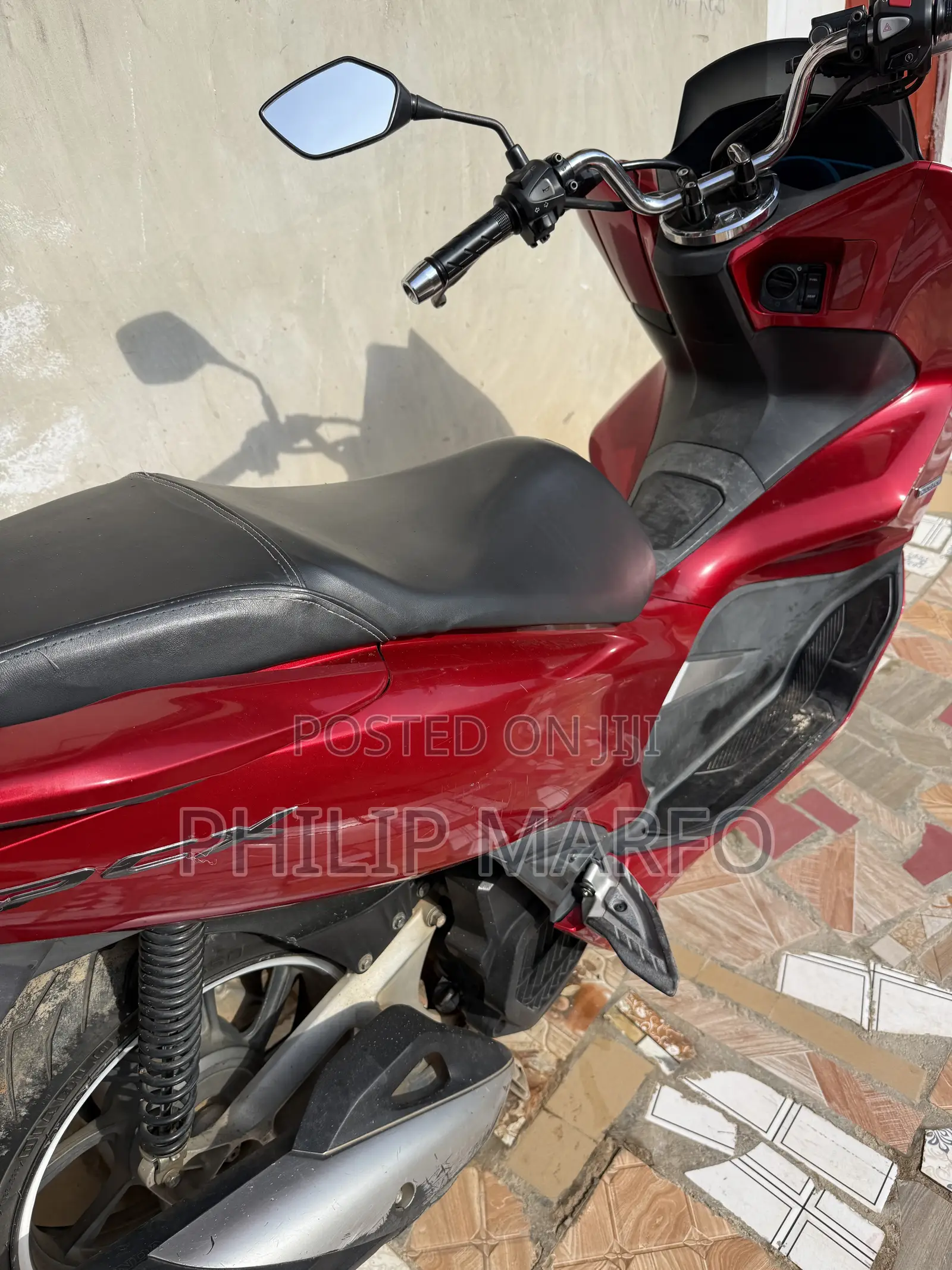 Honda 2022 Red