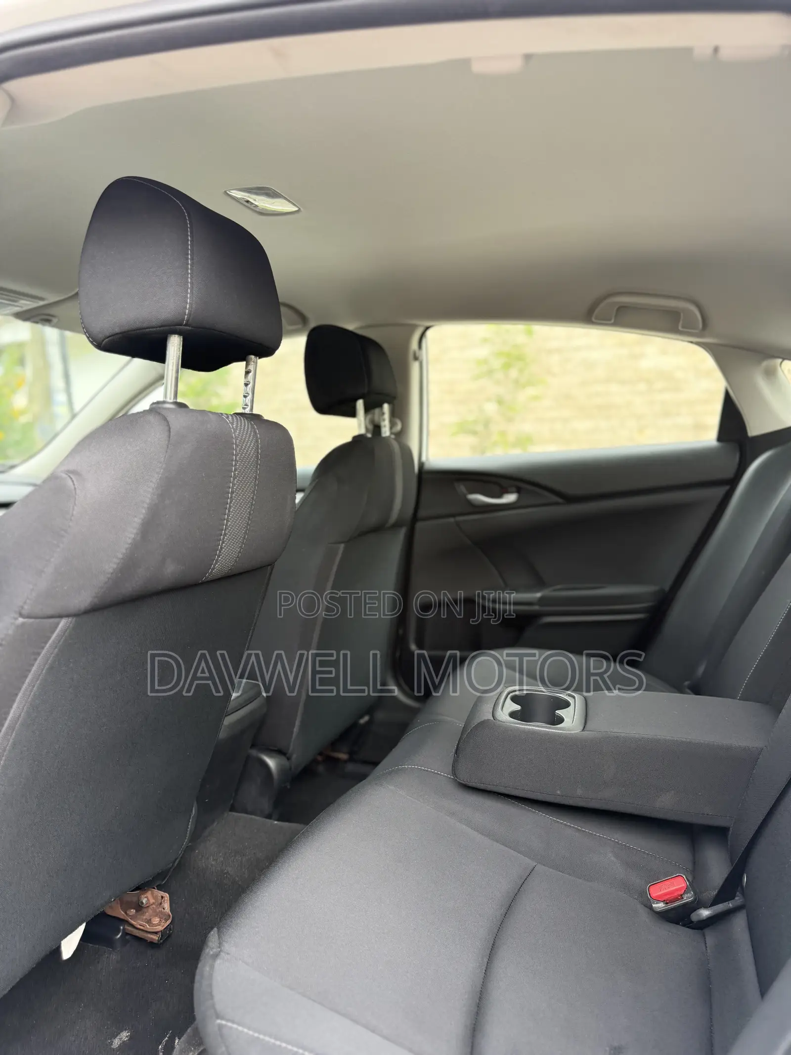 Honda Civic LX 4dr Sedan (2.0L 4cyl) 2017 White