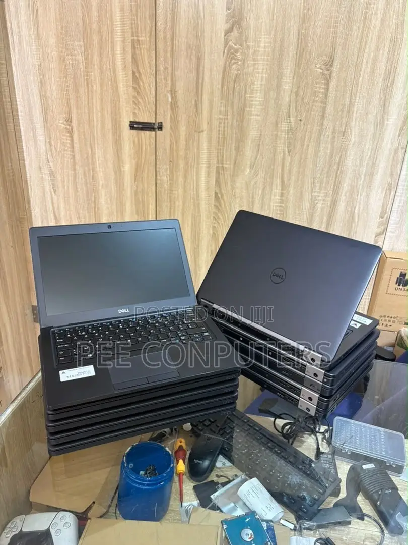 Laptop Dell Latitude E5270 8GB Intel Core i5 SSD 256GB