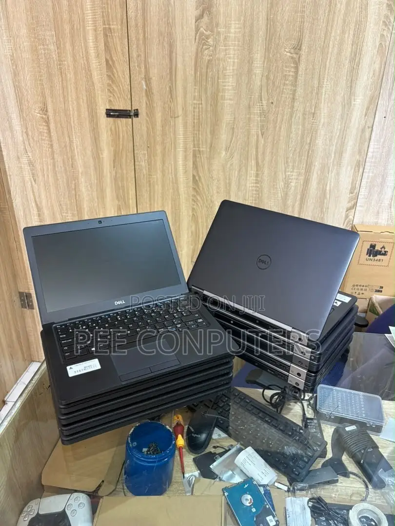 Laptop Dell Latitude E5270 8GB Intel Core i5 SSD 256GB