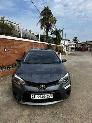 Toyota Corolla LE 4dr Sedan (1.8L 4cyl CVT) 2015 Gray