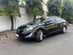 Hyundai Elantra SE Sedan FWD (1.8L 4cyl 6A) 2016 Black