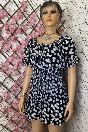 New 2Pieces of Ladies Stunning Dresses Both for 100 Cedis