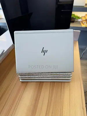 Laptop HP EliteBook 745 G6 8GB AMD Ryzen 3 SSD 256GB