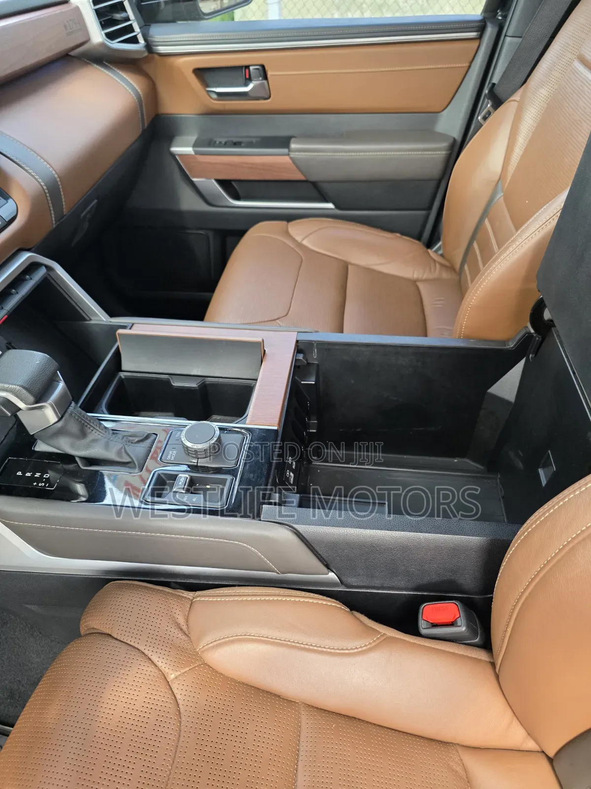 Toyota Tundra 1794 Edition CrewMax 5.5' Bed 2024 Black