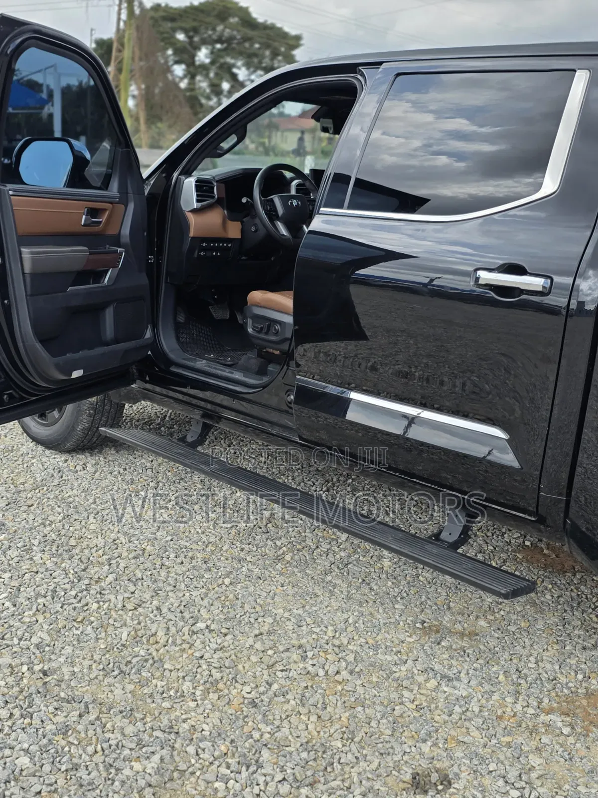 Toyota Tundra 1794 Edition CrewMax 5.5' Bed 2024 Black