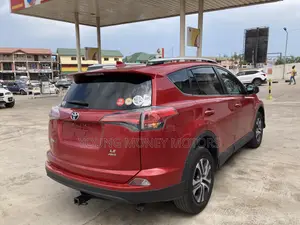 Toyota RAV4 LE AWD (2.5L 4cyl 6A) 2016 Red