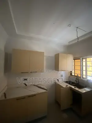1bdrm Apartment in American House for rent