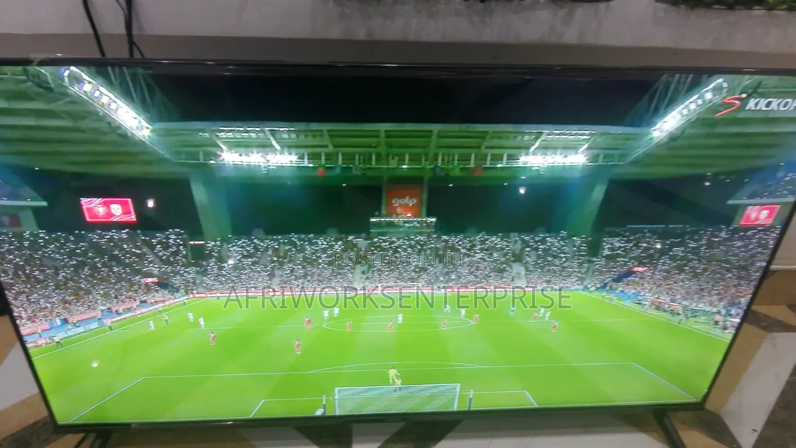 Hikers 43" Smart TV Slightly Used