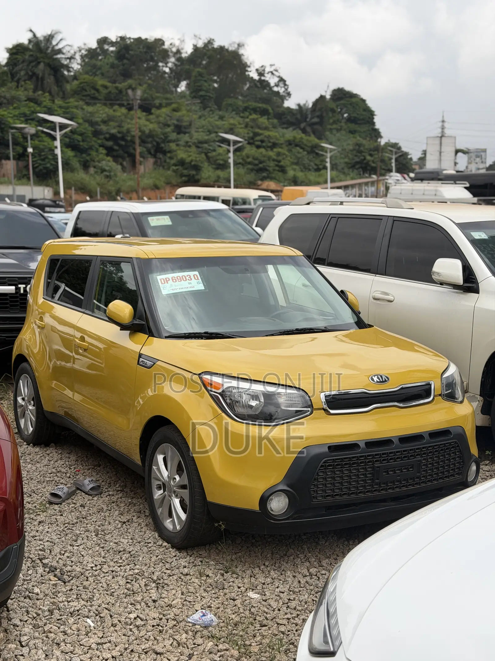 Kia Soul Hatchback 2016 Gold