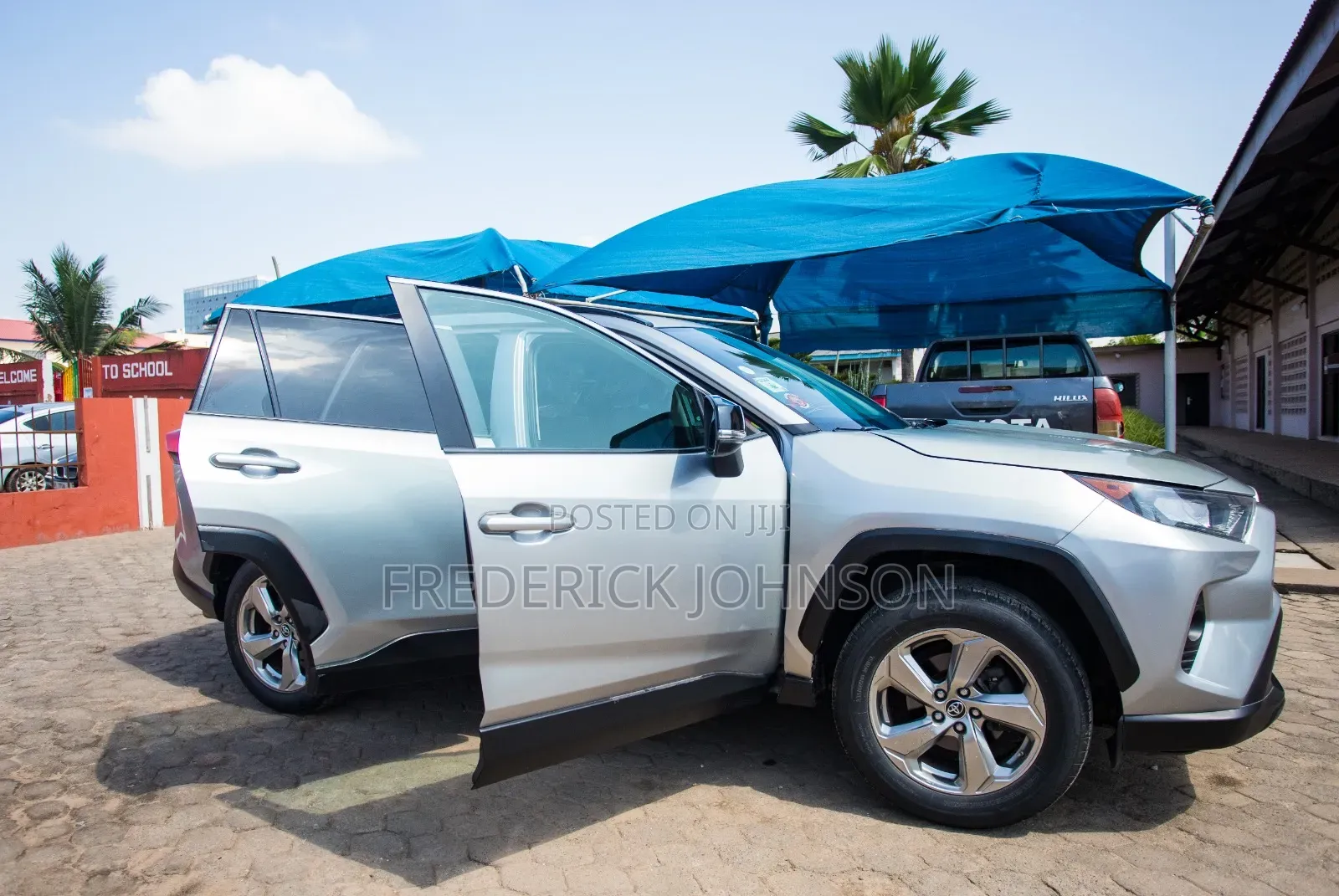 Toyota RAV4 2020 Gray