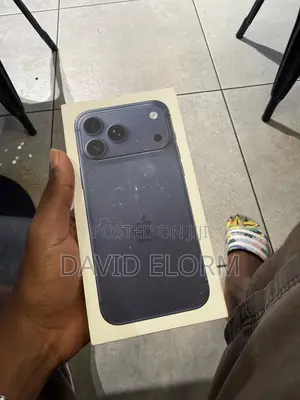 New Apple iPhone 17 Pro Max 256 GB Blue