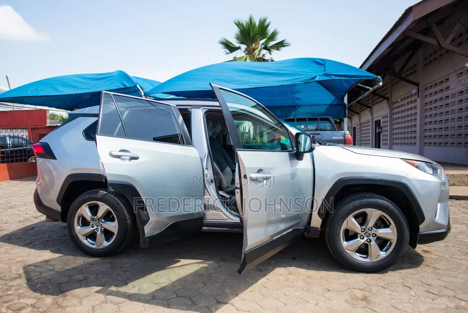 Toyota RAV4 2020 Gray