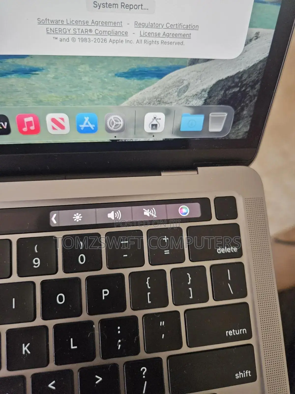 Laptop Apple MacBook Pro 2020 16GB Apple M1 SSHD (Hybrid) 512GB