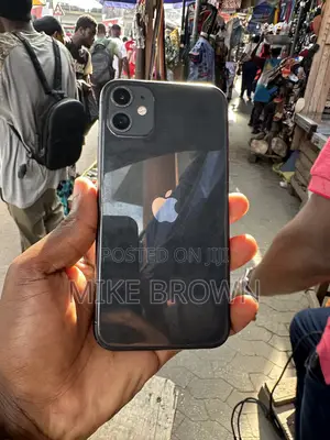 Apple iPhone 11 64 GB Black