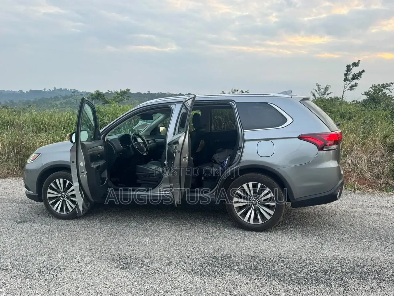 Mitsubishi Outlander 2020 Gray