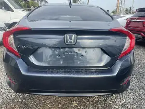 Honda Civic 2018 Gray