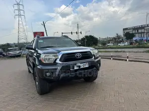 Toyota Tacoma Double Cab 4x4 4.0L V6 5-Speed Automatic 2013 Gray