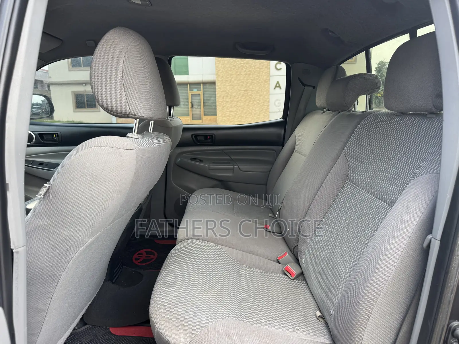 Toyota Tacoma Double Cab 4x4 4.0L V6 5-Speed Automatic 2013 Gray