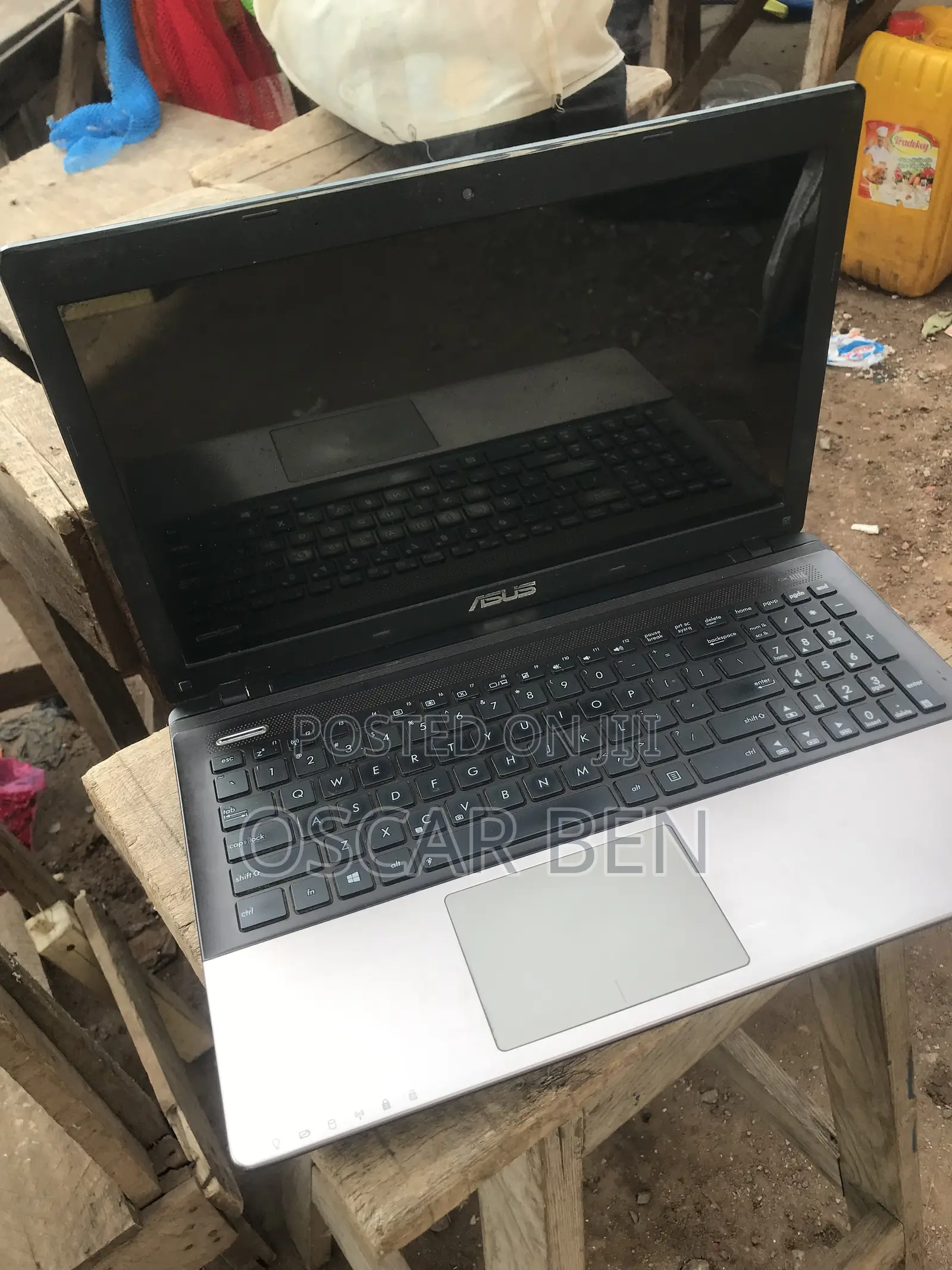 New Laptop Asus ASUSPRO B9440UA 8GB Intel Core i3 SSHD (Hybrid) 700GB