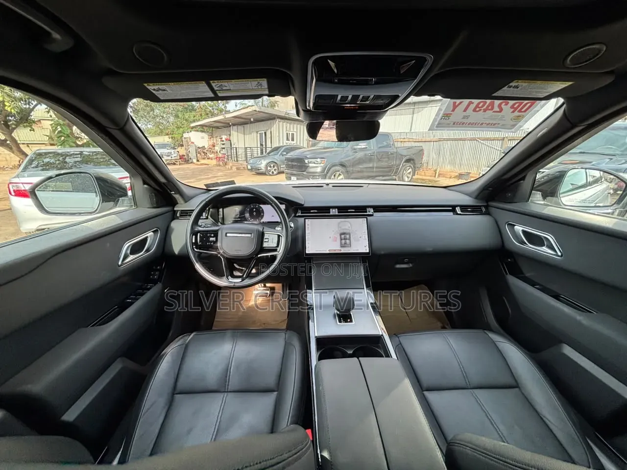 Land Rover Range Rover Velar 2025 White