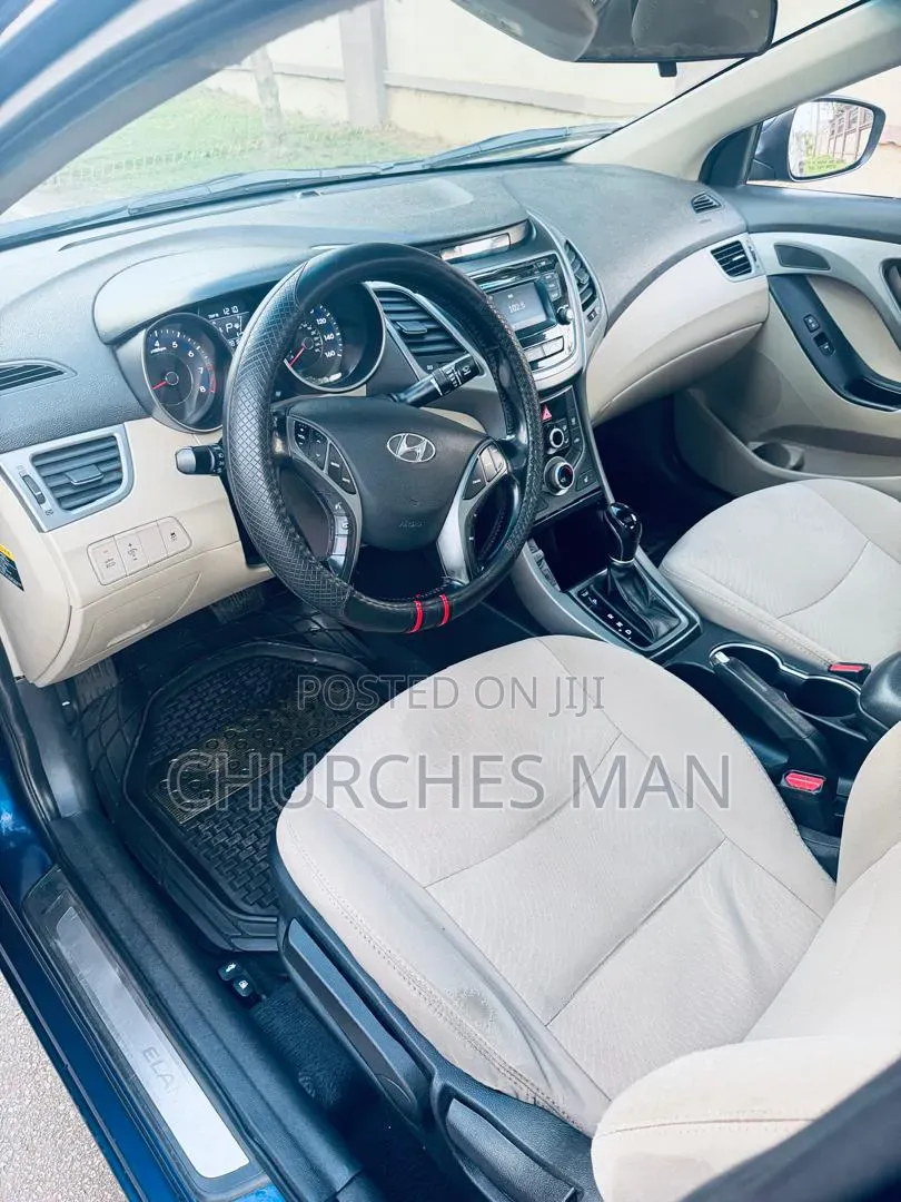 Hyundai Elantra Limited Sedan FWD (1.8L 4cyl 6A) 2016 Blue