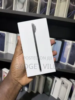 New Apple iPhone Air 256 GB Black