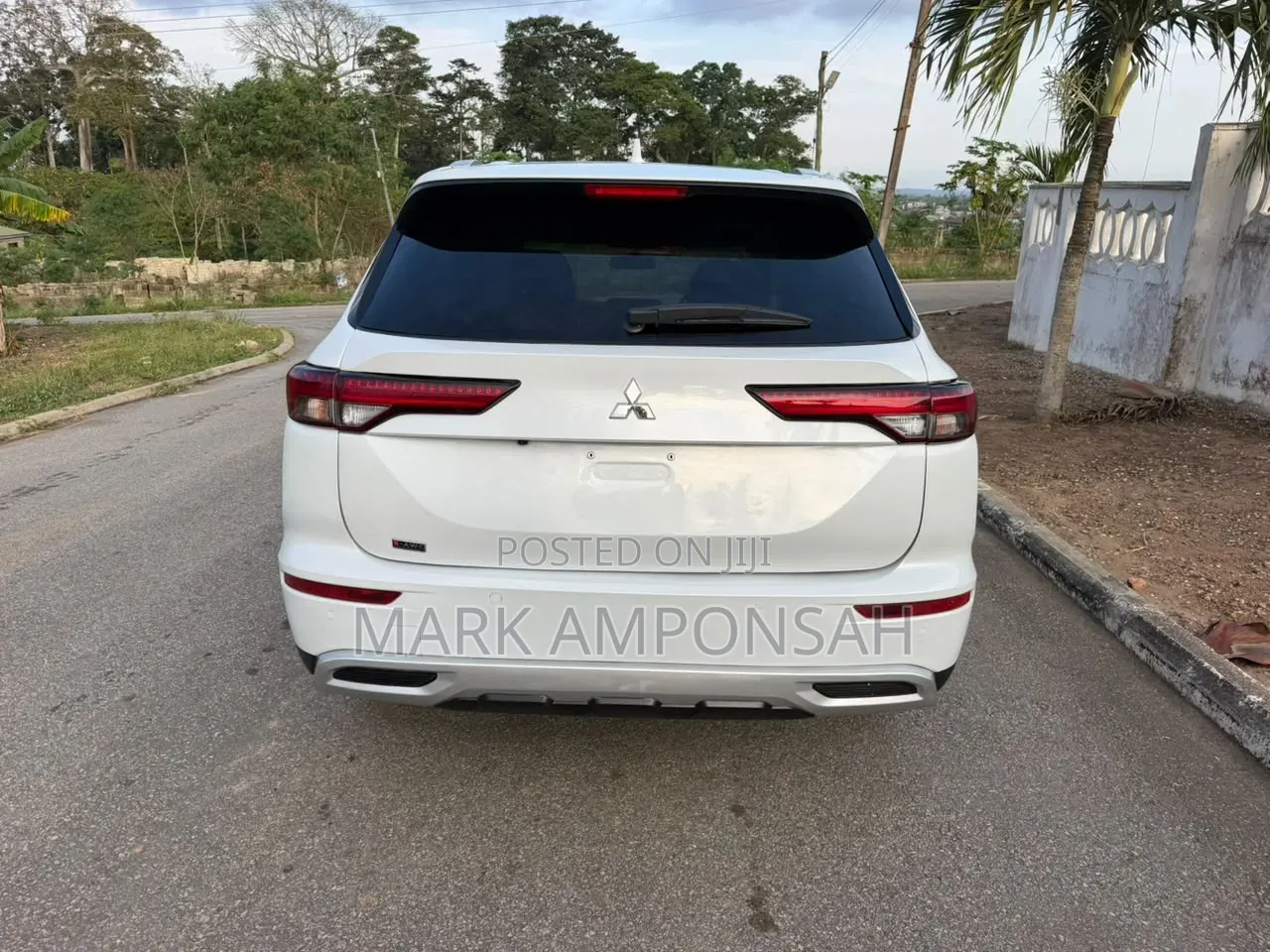 Mitsubishi Outlander SEL 2022 White