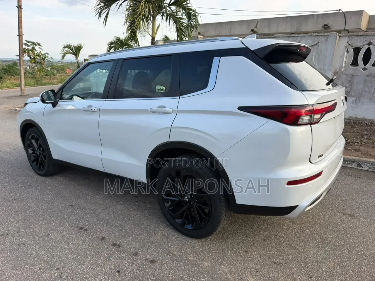 Mitsubishi Outlander SEL 2022 White