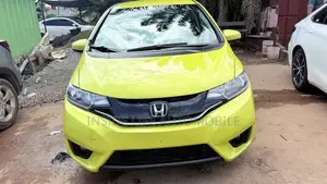 Honda Fit 2015 Yellow