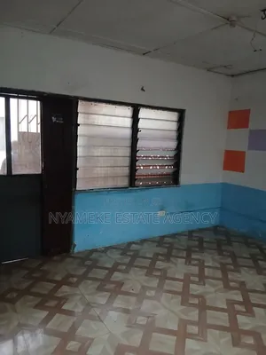 2bdrm Apartment in Zone 6, Exhibition for rent